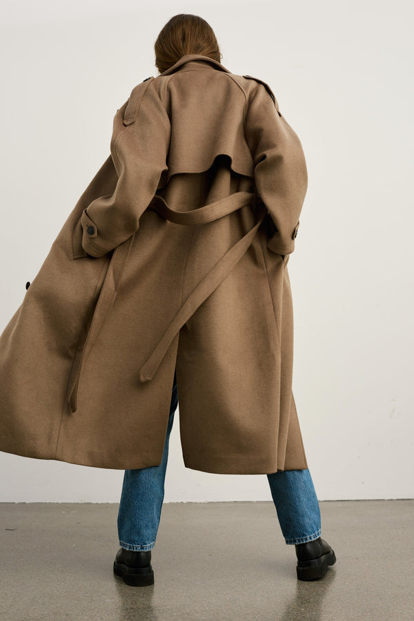 BEA WOOL COAT - BROWN
