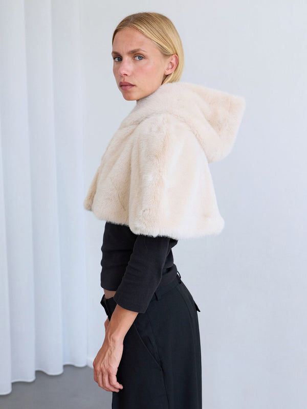 ARIA CAPE - CREME