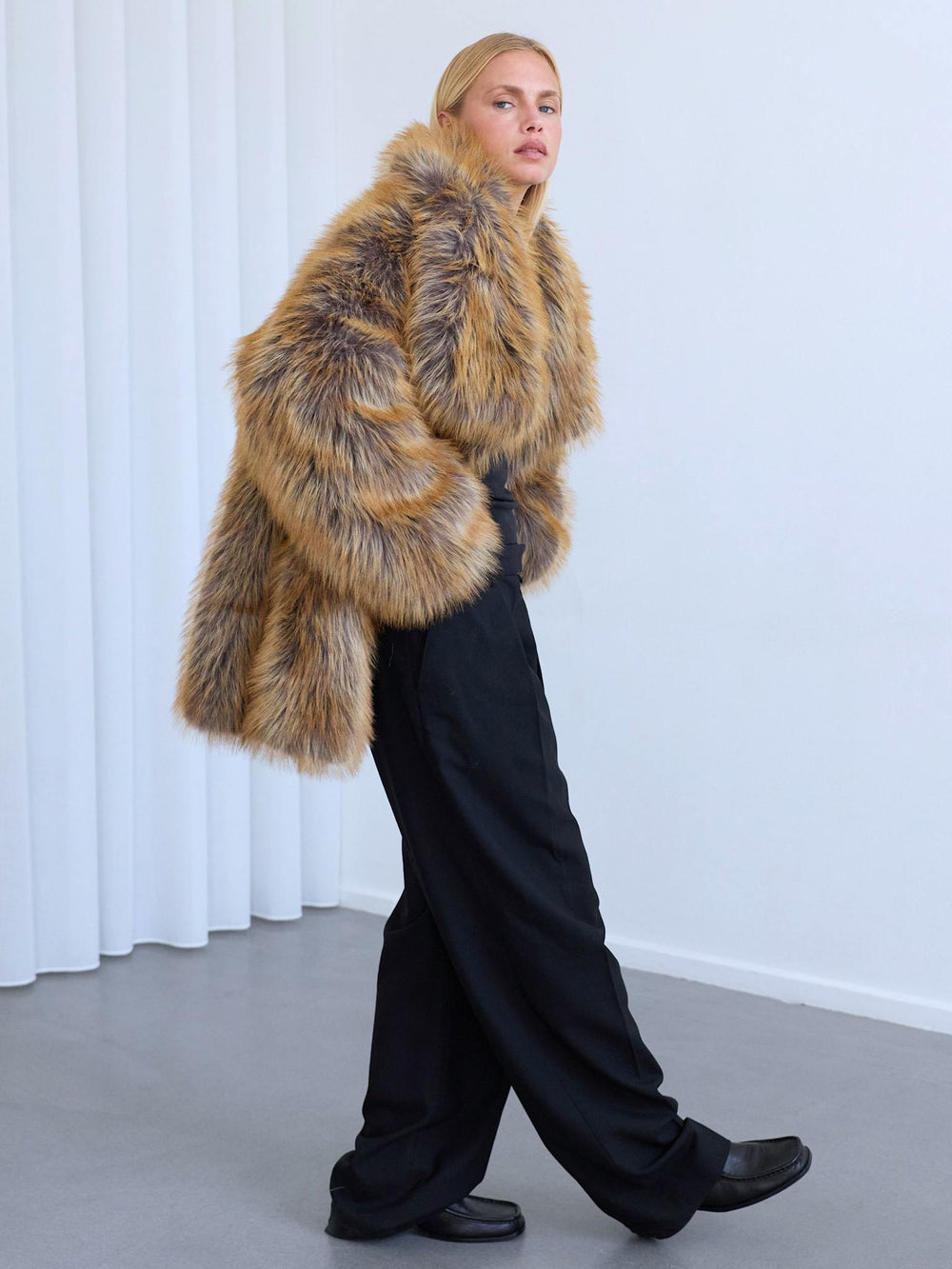 PALMER COAT - BROWN