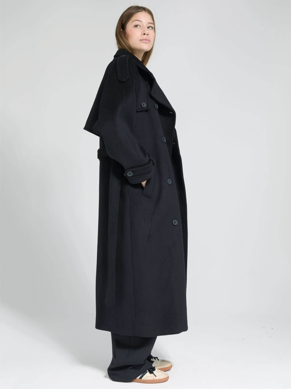 BEA WOOL COAT - BLACK