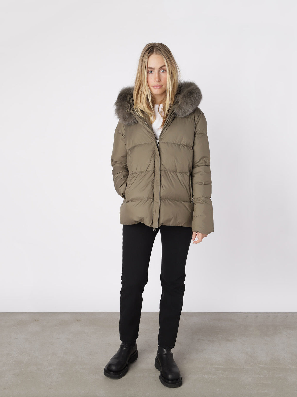 ALVA DOWN JACKET - OLIVE GREEN