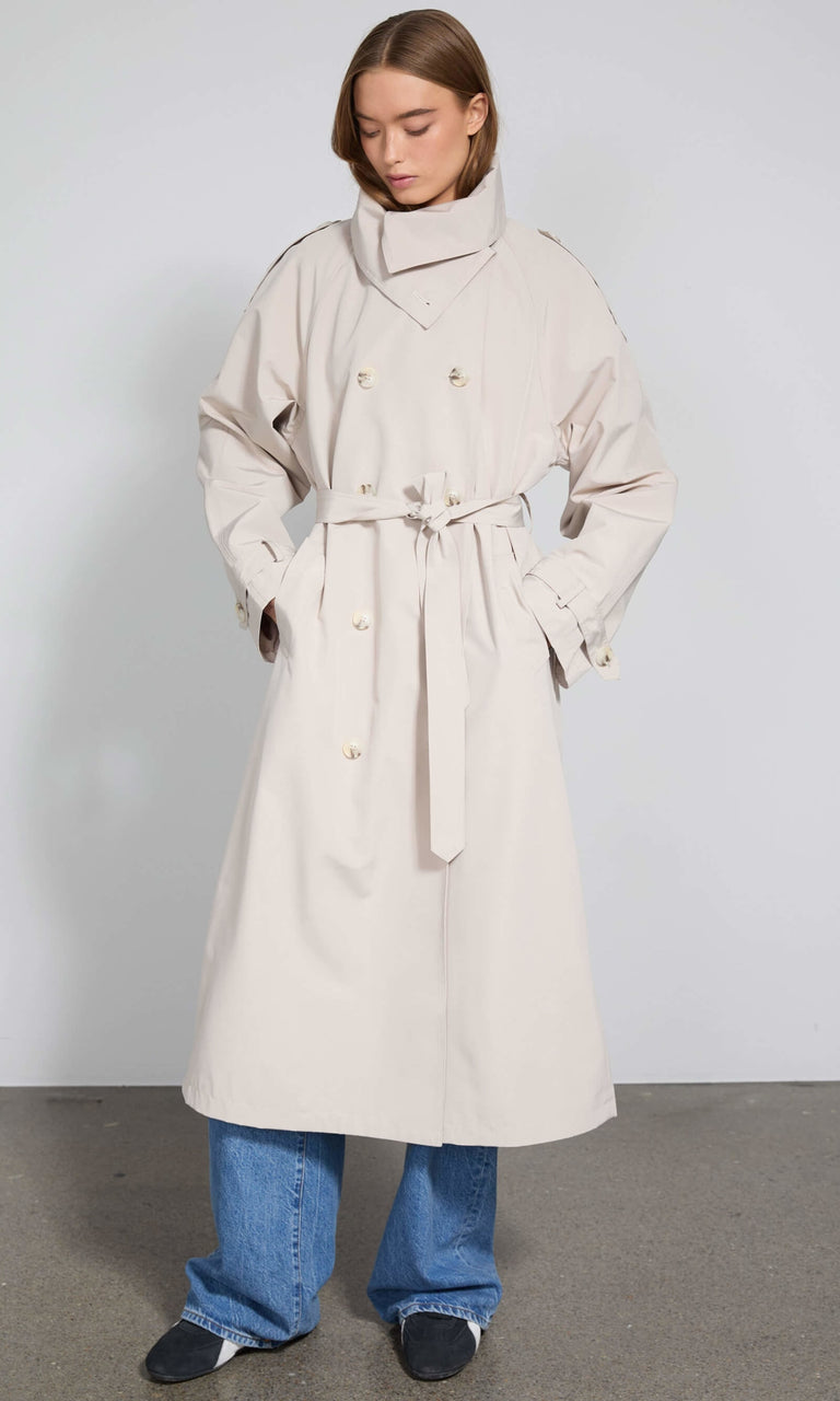 BELLO NYLON COAT - BEIGE